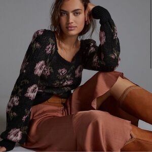Anthropologie floral sweater square neck Small black pink
